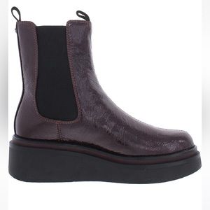 Sam Edelman Kolton Lugsole Chelsea Boot